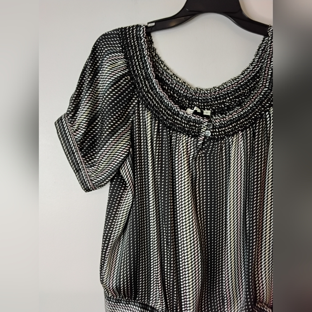 Black and White Striped Women's Top - Picture 3 of 7